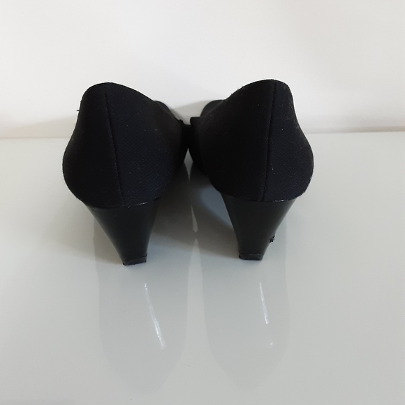 Anne Klein Black Matt iFlex Wedge Heels - Picture 4 of 12